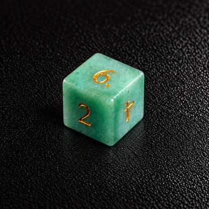 Verdant Grove Oath-Gemstone Dice Set – D6 close-up