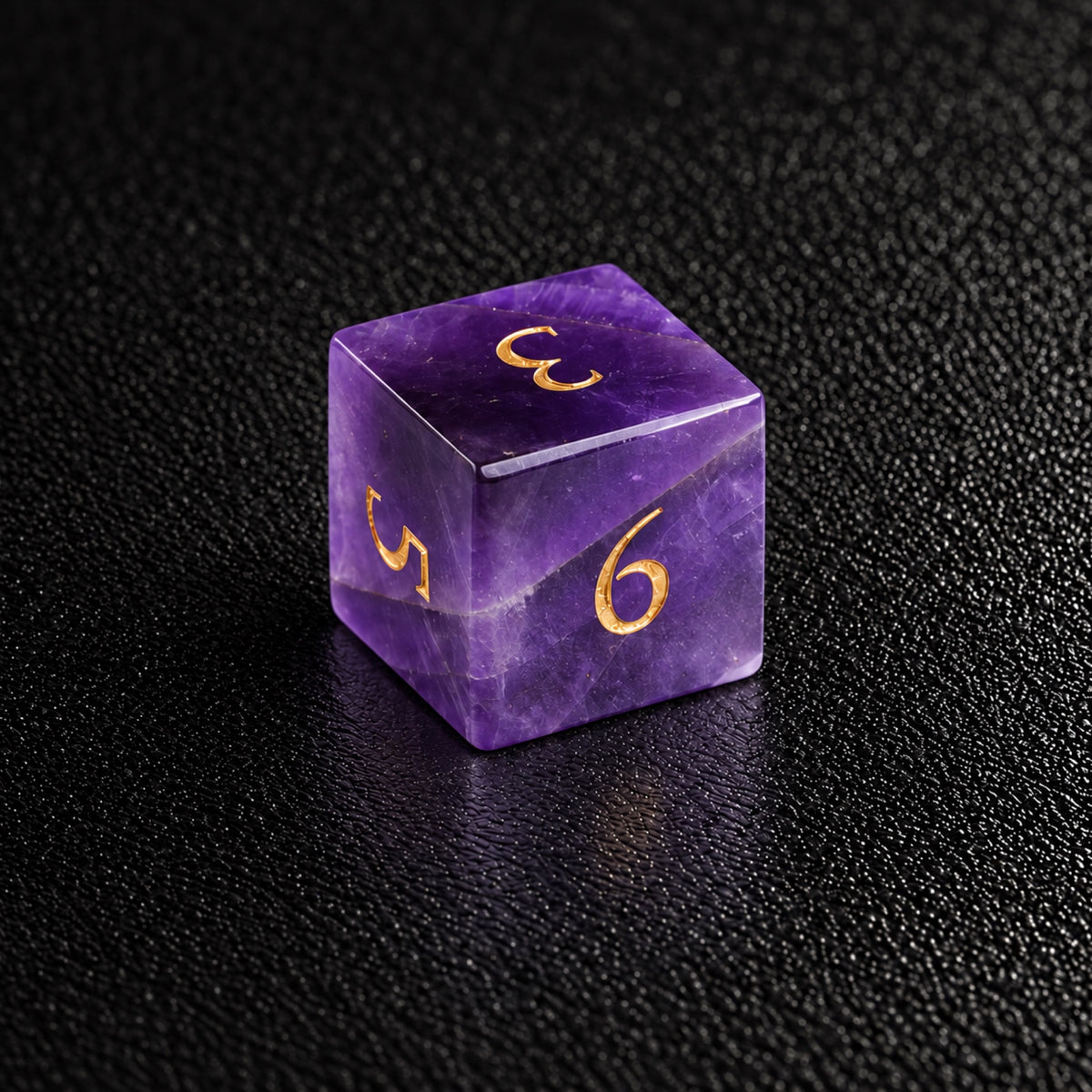 Violet Arcane Oath-Gemstone Dice Set – D6 close-up