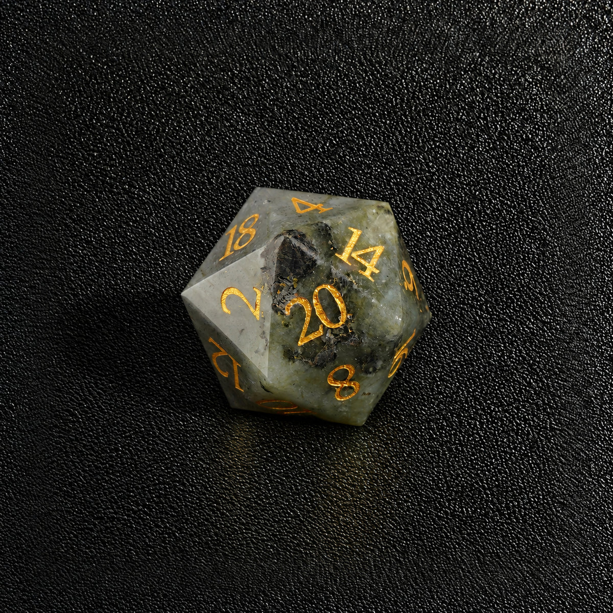 Pale Moon Prophecy-Gemstone Dice Set – D20 close-up