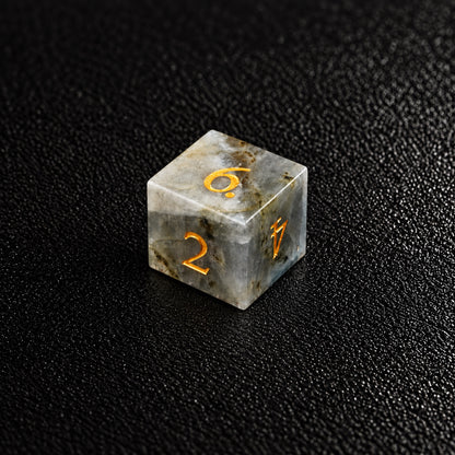 Pale Moon Prophecy-Gemstone Dice Set – D6 close-up