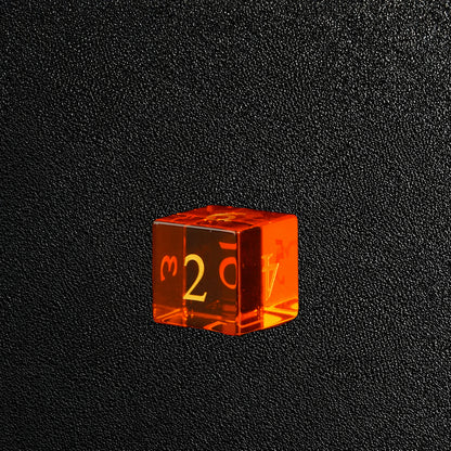 Amber Quest Relic-Gemstone Dice Set – D6 close-up