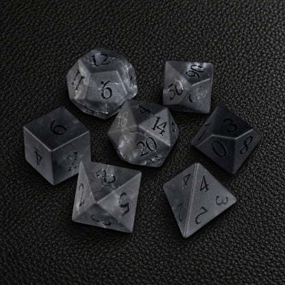 Ashen Rift Pact-Gemstone Dice Set – complete seven-piece set
