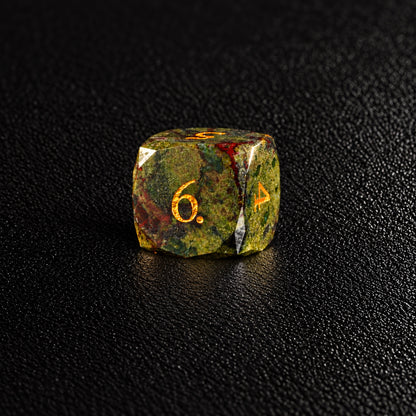 Mystic Ore Forge-Gemstone Dice Set – D6 close-up