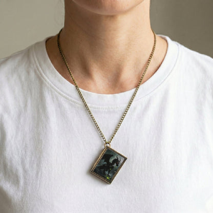 Geloho dice set necklace Black Dragon Dice Necklace