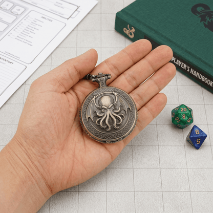 Geloho Cthulhu Pocket Watch Dice Set