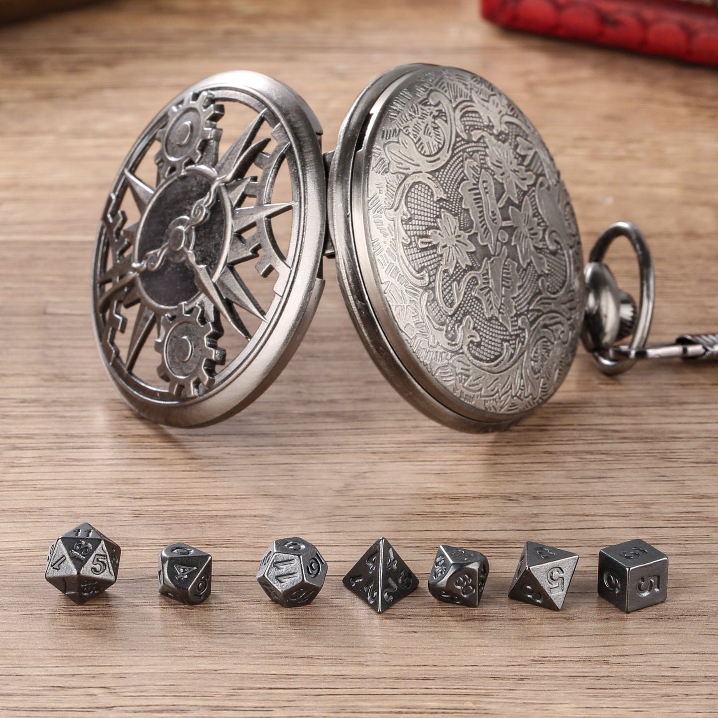 Geloho Steampunk Compass Gear Pocket Watch Dice Set